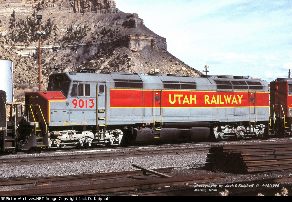 Utah 9013, F45, ex-MKCX 5531, Martin, UT. 4-19-1998